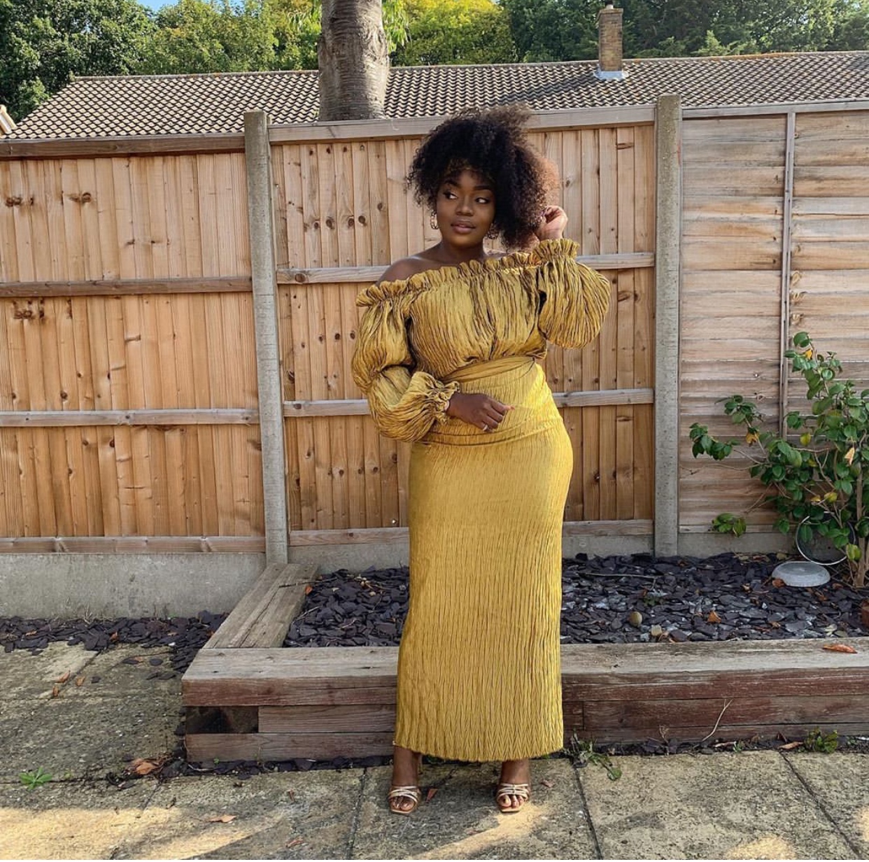 Actress Bisola Ayieola Defines Beauty In Outstanding Sunday Style Inspiration. See Photos 1 45136CA8 30CA 4C7C A153 16915CAAEEB6