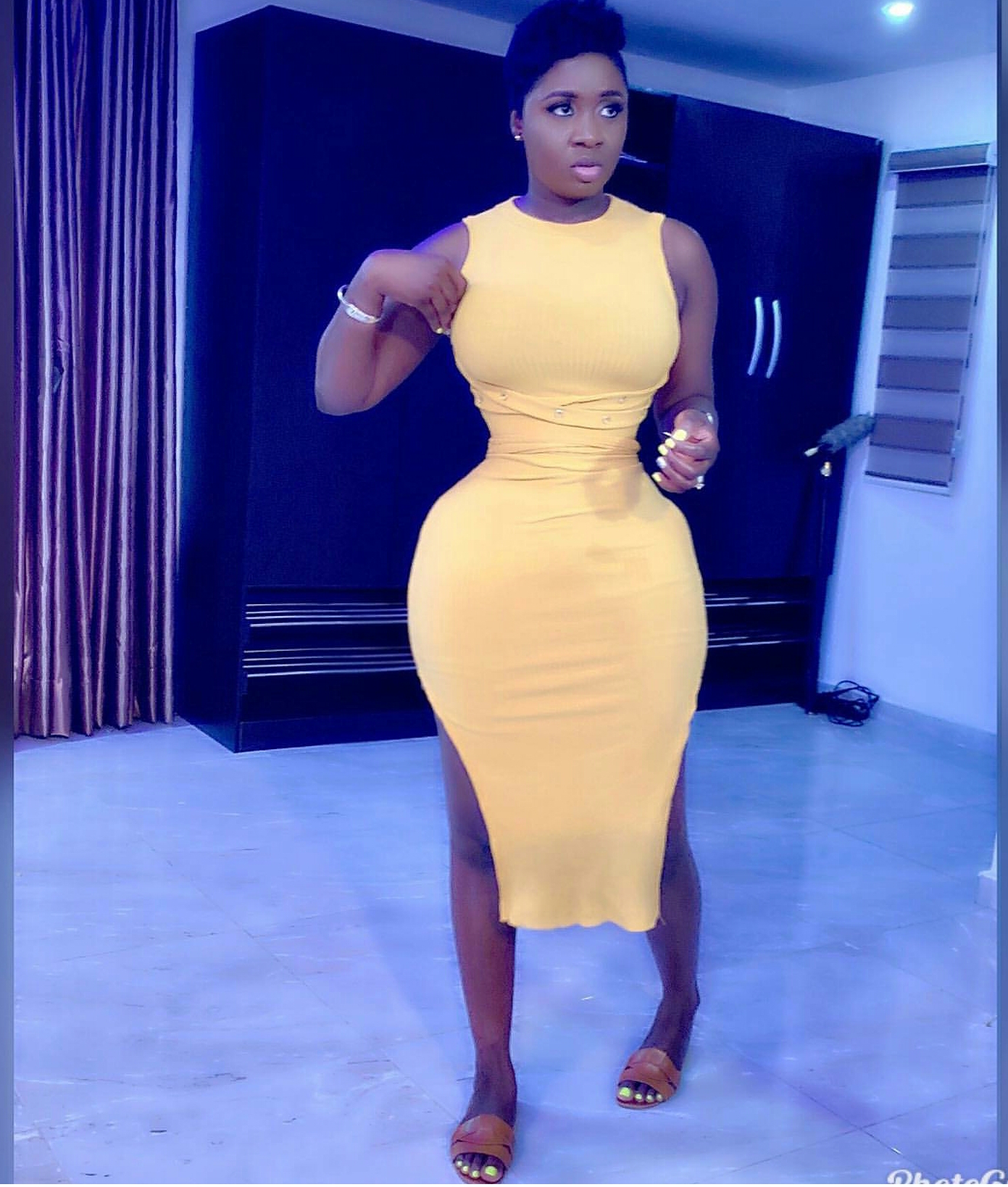 Princess Shyngle drops jaw dropping pictures to set the internet ablaze