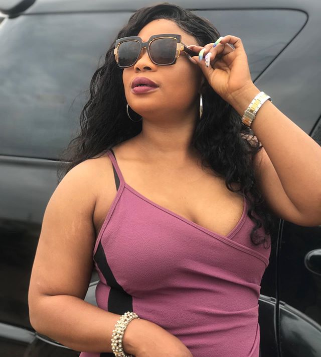 Actress Laide Bakare flaunts curves 