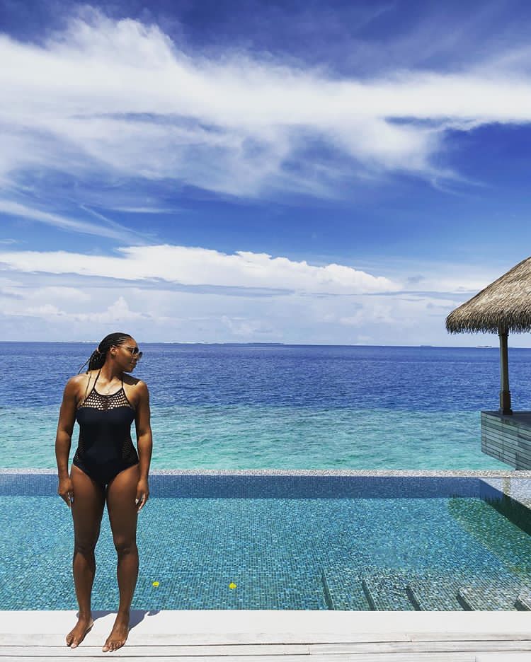 Serena Williams flaunts her Hour Glass body in a Sexy See through Swimsuit