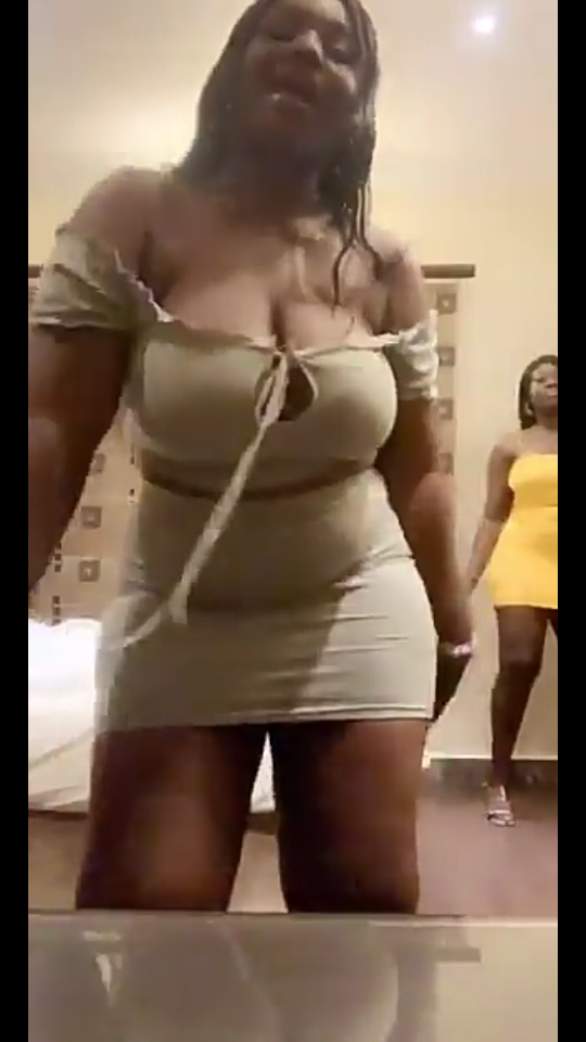 Endowed female fan whines so sexy to Davido's song (video) 1 Female fan of Davido having fun