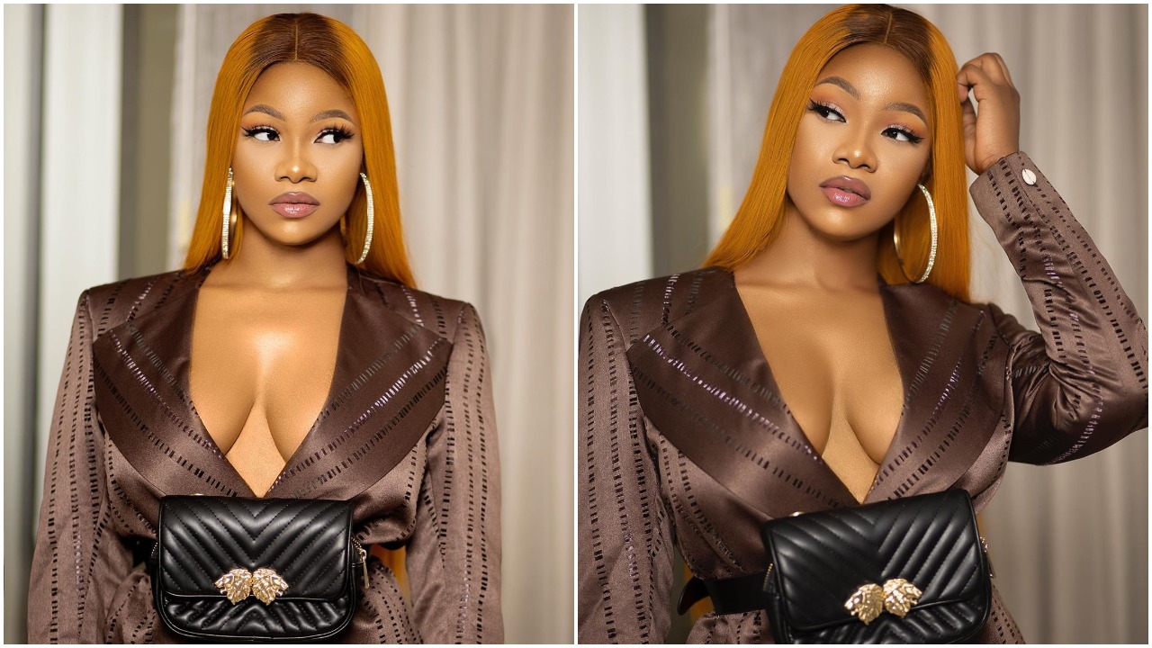  Tacha flaunts cleavages in new Photos 