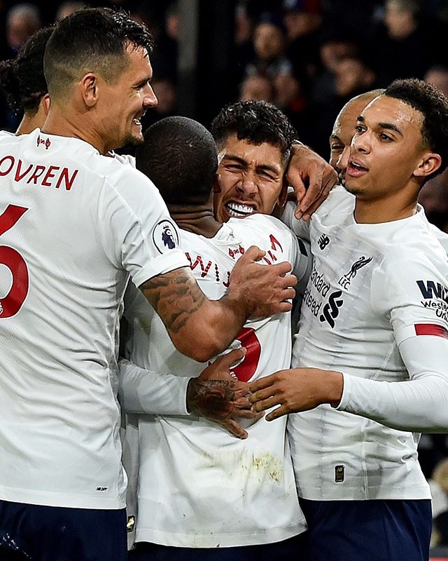 Liverpool wins first PREMIER LEAGUE title in 30 years after Chelsea defeat Man City 2 Liverpool wins first PREMIER LEAGUE